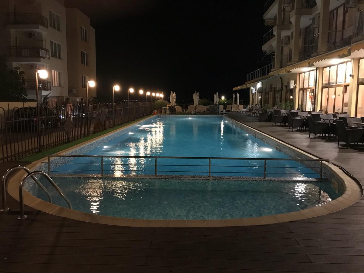 Aqua Dolphin Beach Равда Экстерьер фото